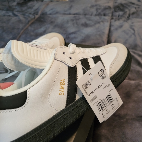 **SOLD ** Adidas Samba Classic White Women 6/Men/Youth 4.5 - Picture 9 of 14